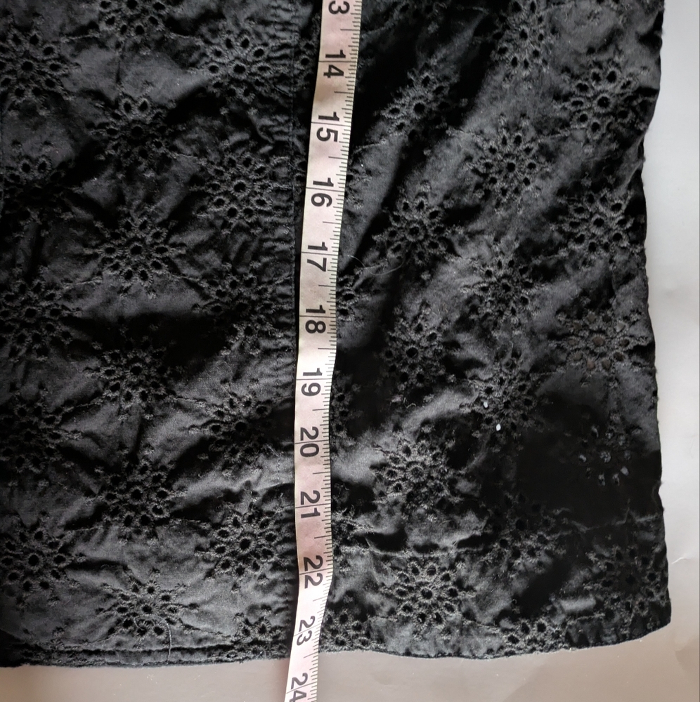 Eyelet Jacket - Picture 10 of 11